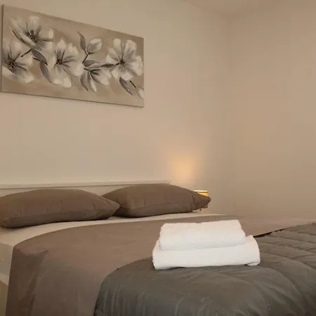 Lux Free Parking Apartment *